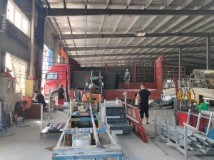 金用護欄2020年8月18日鋅鋼窗戶護欄裝車發貨！