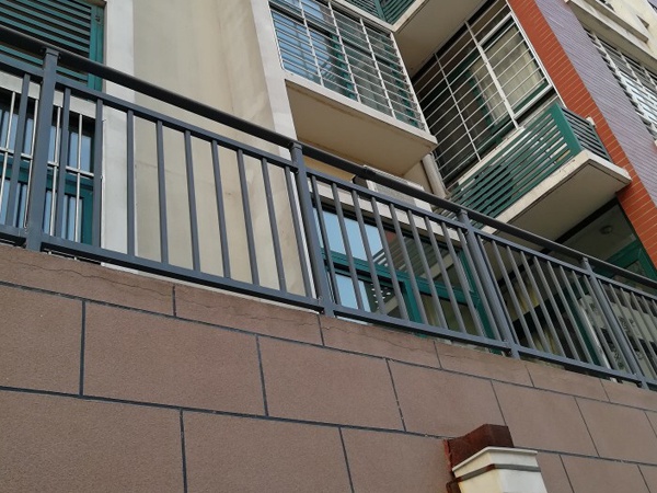 這幾種陽(yáng)臺(tái)欄桿,最受采購(gòu)人員的青睞! 這幾種陽(yáng)臺(tái)欄桿,最受采購(gòu)人員的青睞!