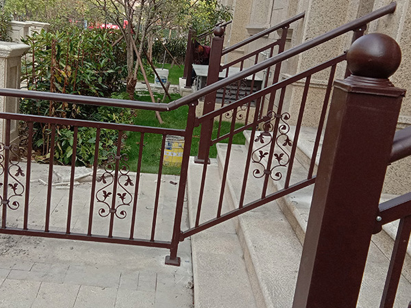 批量定制樓梯扶手,這幾種材質(zhì)的樓梯扶手最值得選擇! 批量定制樓梯扶手,這幾種材質(zhì)的樓梯扶手最值得選擇!