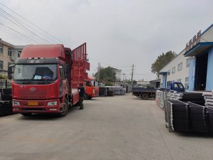 金用護(hù)欄2020年10月27日上午鋅鋼飄窗欄桿發(fā)貨！