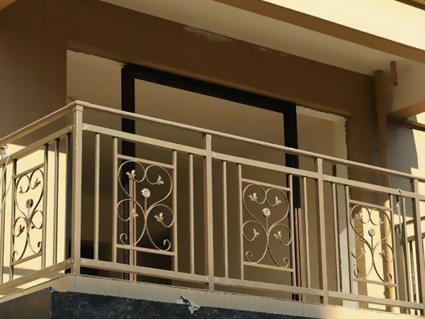 鋅鋼護欄清洗技巧 鋅鋼護欄清洗技巧