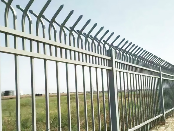 鋅鋼護(hù)欄會不會掉漆脫色？