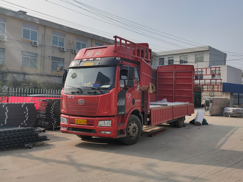 金用護(hù)欄2020年12月16日上午鋅鋼陽(yáng)臺(tái)護(hù)欄發(fā)貨！