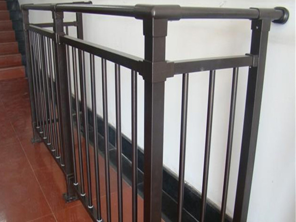 鋅鋼護欄行業的現狀分析 鋅鋼護欄行業的現狀分析