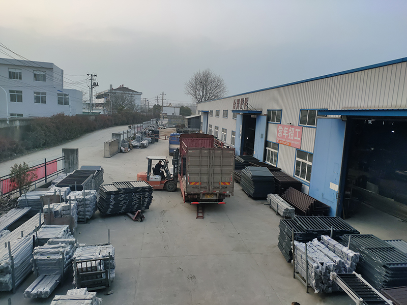 金用護欄2021年3月13日百葉窗發貨! 金用護欄2021年3月13日百葉窗發貨!