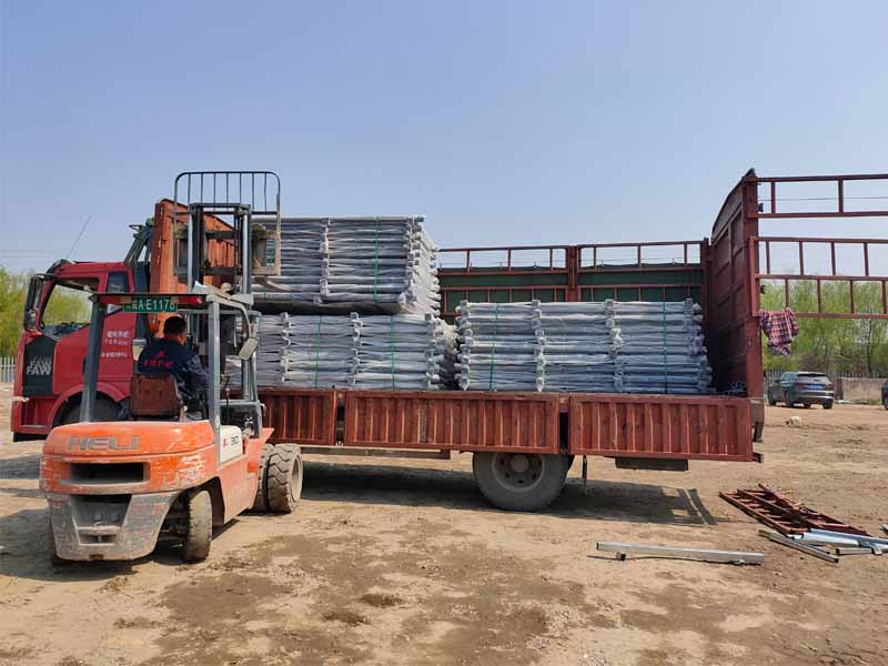 金用護欄2021年3月25日鋅鋼陽臺欄桿發貨! 金用護欄2021年3月25日鋅鋼陽臺欄桿發貨!