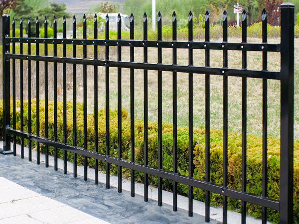 鋅鋼柵欄高度及桿件間距標(biāo)準(zhǔn)要求