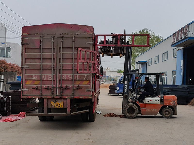 金用護(hù)欄2021年4月7日鋅鋼空調(diào)欄桿發(fā)貨! 金用護(hù)欄2021年4月7日鋅鋼空調(diào)欄桿發(fā)貨!