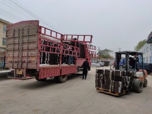 金用護欄2021年4月7日鋅鋼空調欄桿發貨！