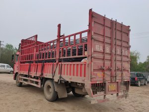 金用護(hù)欄2021年4月13日鋅鋼樓梯扶手發(fā)貨！