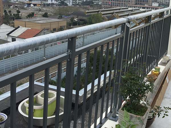 鋅鋼陽臺(tái)護(hù)欄為什么值得選? 鋅鋼陽臺(tái)護(hù)欄為什么值得選?