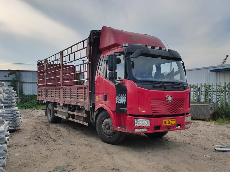 金用護欄2021年6月23日鋅鋼陽臺欄桿發(fā)貨！