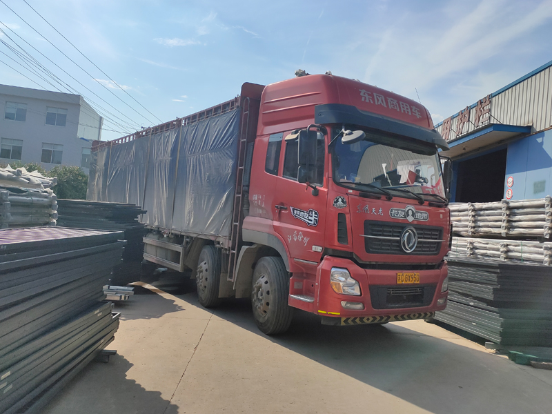 金用護(hù)欄2021年7月29日鋅鋼陽(yáng)臺(tái)護(hù)欄發(fā)貨！