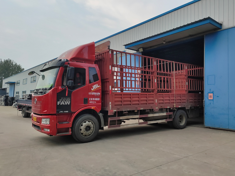 金用護欄2021年9月1日鋅鋼百葉窗發貨！