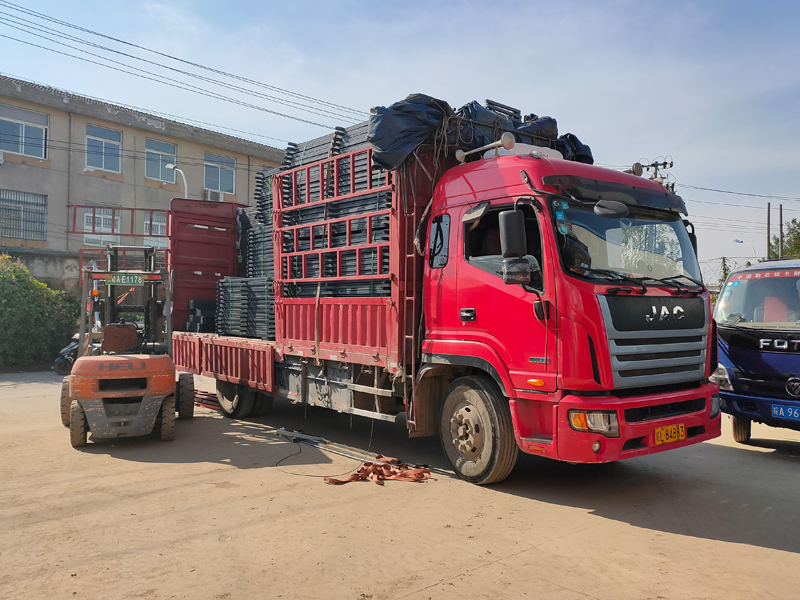 金用護(hù)欄2021年11月16日鋅鋼空調(diào)護(hù)欄發(fā)貨！