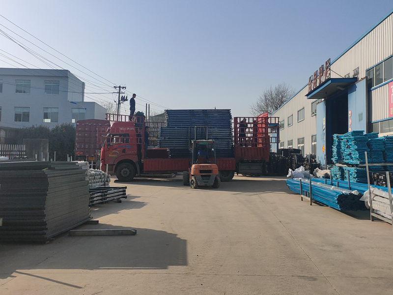 金用護(hù)欄2022年3月9日鋅鋼陽(yáng)臺(tái)欄桿裝車發(fā)貨! 金用護(hù)欄2022年3月9日鋅鋼陽(yáng)臺(tái)欄桿裝車發(fā)貨!