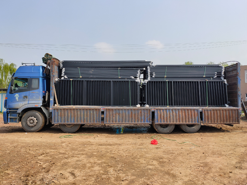 金用護(hù)欄2022年3月28日鋅鋼圍墻護(hù)欄裝車(chē)發(fā)貨! 金用護(hù)欄2022年3月28日鋅鋼圍墻護(hù)欄裝車(chē)發(fā)貨!