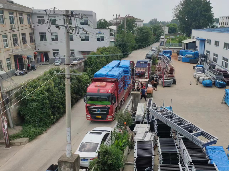 2023年7月6日鋅鋼陽臺(tái)護(hù)欄裝車發(fā)貨! 2023年7月6日鋅鋼陽臺(tái)護(hù)欄裝車發(fā)貨!