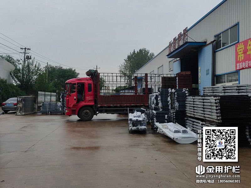 2023年9月22日鋅鋼飄窗護欄裝車發貨！