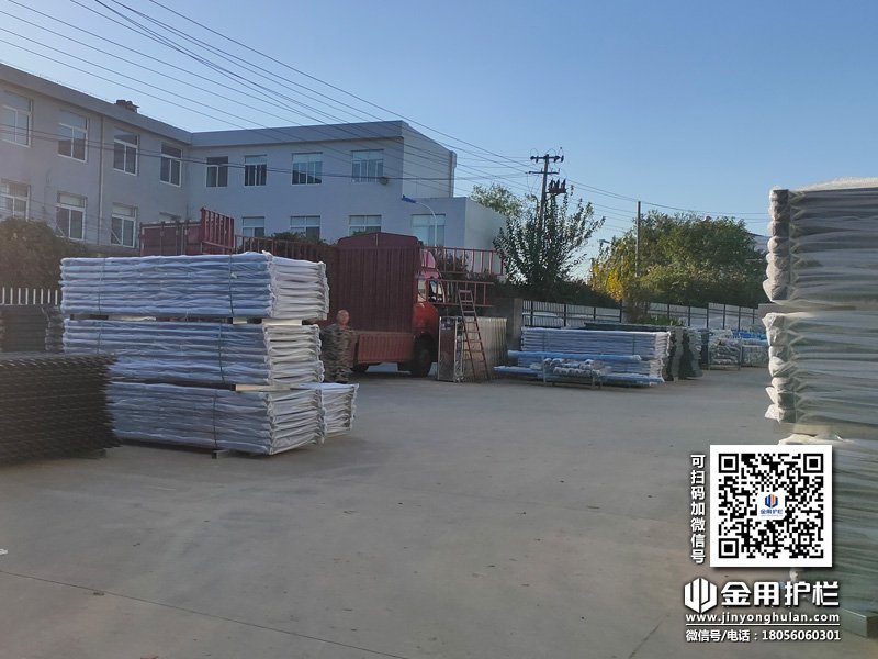 2023年11月14日鋅鋼陽臺護欄裝車發貨！