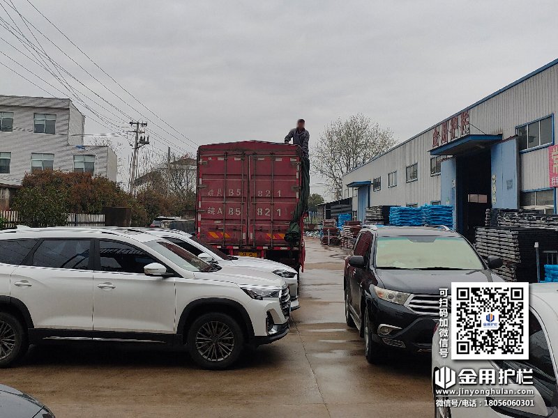 2024年3月25日鋅鋼飄窗護欄裝車發貨！