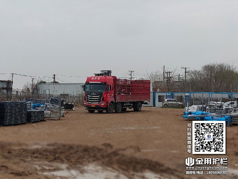 2024年3月26日鋅鋼百葉窗裝車(chē)發(fā)貨！