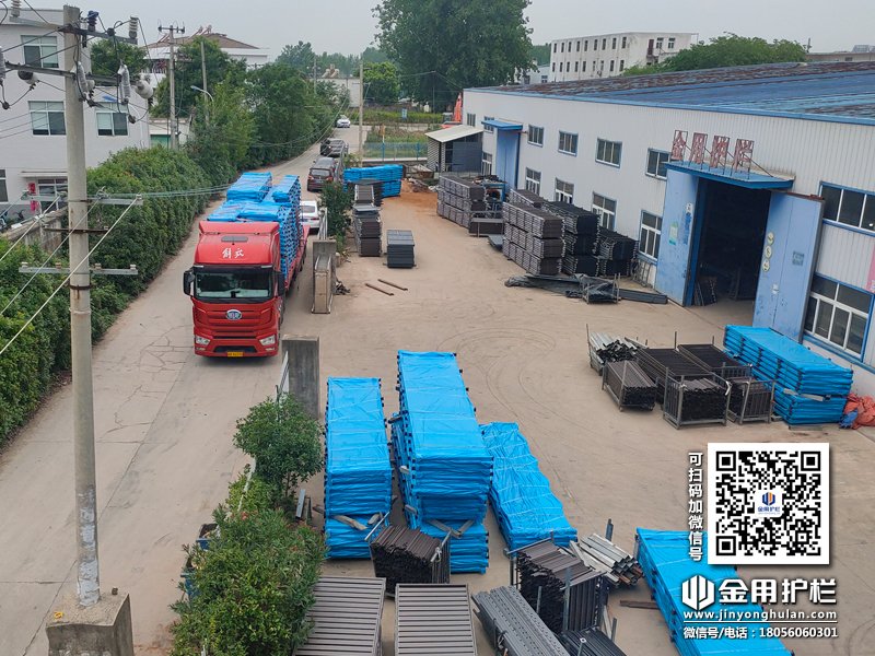 2024年6月25日鋅鋼陽(yáng)臺(tái)護(hù)欄裝車發(fā)貨! 2024年6月25日鋅鋼陽(yáng)臺(tái)護(hù)欄裝車發(fā)貨!