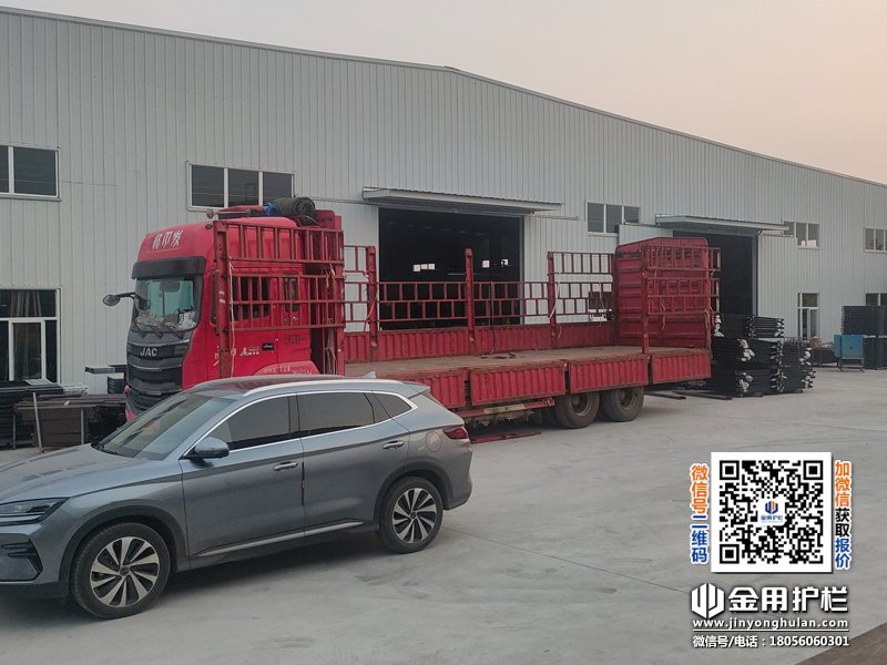 2025年7月7日鋁合金百葉窗裝車發貨！