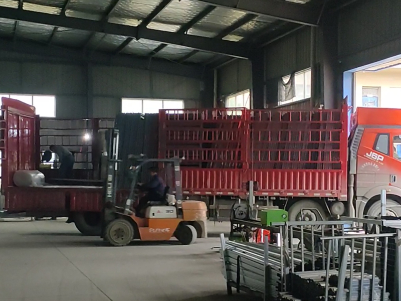 2025年9月30日鋅鋼百葉窗裝車發(fā)貨! 2025年9月30日鋅鋼百葉窗裝車發(fā)貨!