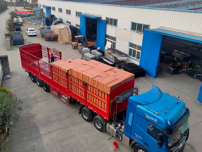 2025年10月29日鋅鋼百葉窗裝車發貨! 2025年10月29日鋅鋼百葉窗裝車發貨!